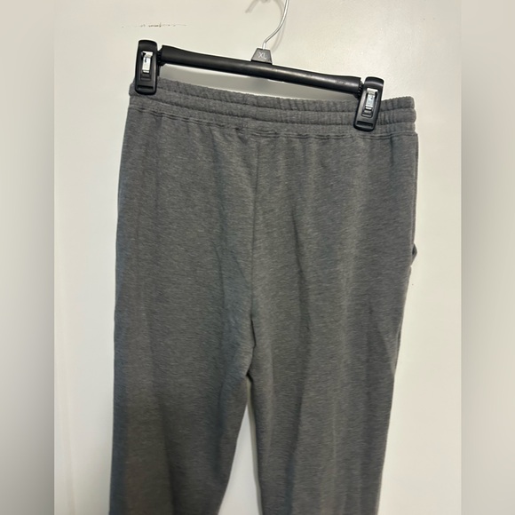 Barefoot Dreams Malibu Collection Joggers - Picture 9 of 10